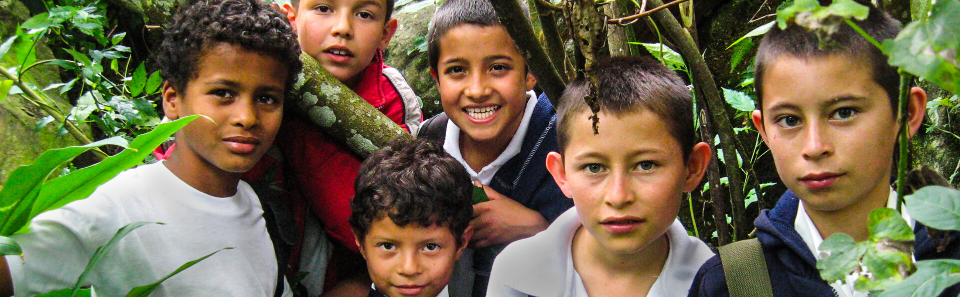 Kids in Colombian parrot corridor, ProAves