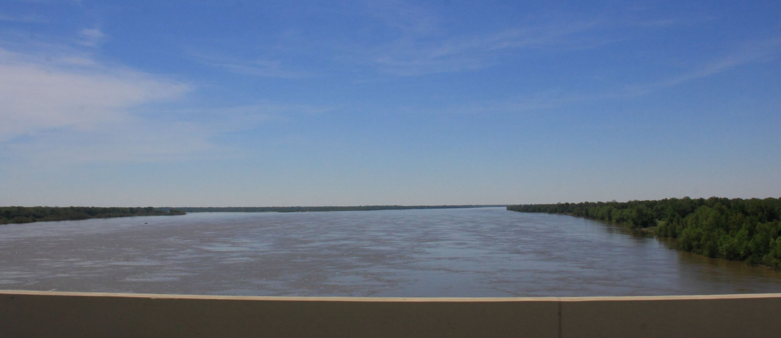 Crossing the Mighty Mississippi. Photo by Bruce Beehler